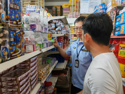 為食品安全“把脈問診”——記執(zhí)法一大隊(duì)核查處理抽檢不合格食品經(jīng)營單位
